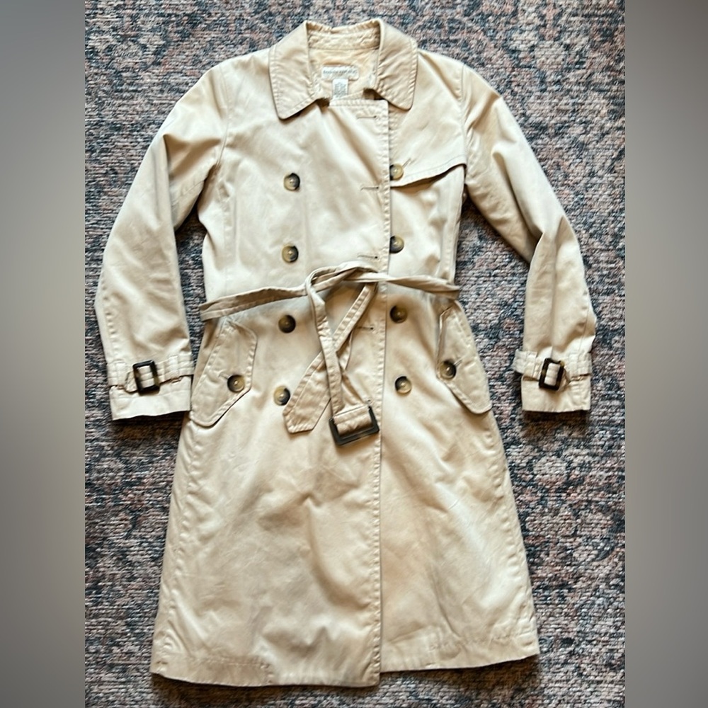 Banana Republic Light Khaki Double-Breasted Trench Coat with Belt